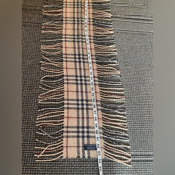 BURBERRY Nova Check Happy Fringe SCARF🔥EUC/LIKE NEW🔥WOVEN🎁CASHMERE Blend!🎄🎁 - Picture 7 of 15